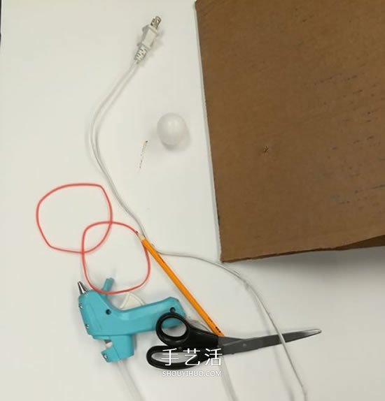 硬紙板手工制作乒乓球彈射器玩具的方法 -  itrip.net.cn