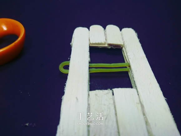 物理小制作：自制冰棍棒橡皮筋動(dòng)力船的教程 -  itrip.net.cn