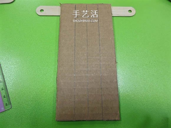 好玩的科技小制作：用雪糕棍制作汽車彈射器 -  itrip.net.cn