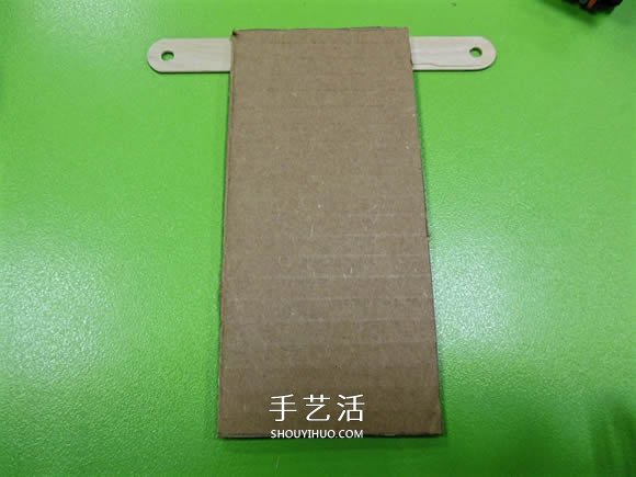 好玩的科技小制作：用雪糕棍制作汽車彈射器 -  itrip.net.cn