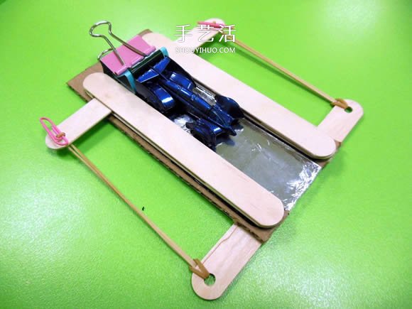 好玩的科技小制作：用雪糕棍制作汽車彈射器 -  itrip.net.cn