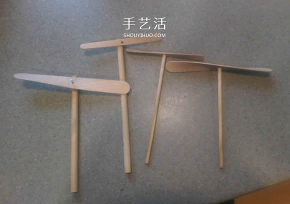用雪糕棍做風(fēng)車和竹蜻蜓的制作方法 -  itrip.net.cn