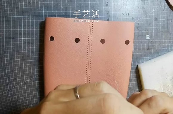 自制迷你皮革水桶包的制作方法詳細(xì)步驟圖 -  itrip.net.cn