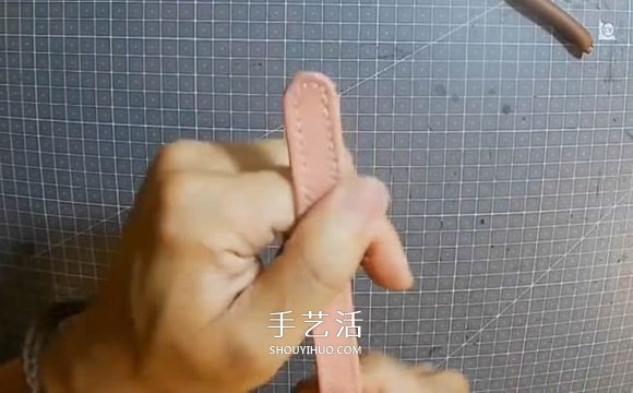 自制迷你皮革水桶包的制作方法詳細(xì)步驟圖 -  itrip.net.cn