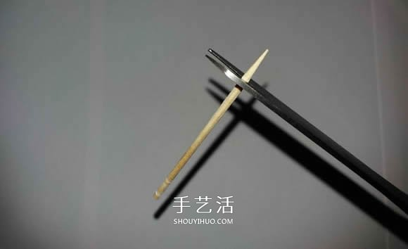 小學(xué)生手工制作：自制橡皮筋動(dòng)力車(chē)的方法 -  itrip.net.cn