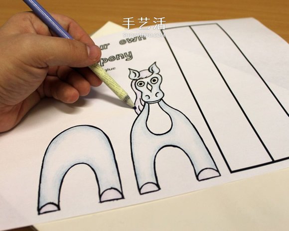 簡(jiǎn)單又好玩彈簧馬的折疊方法圖解教程 -  itrip.net.cn