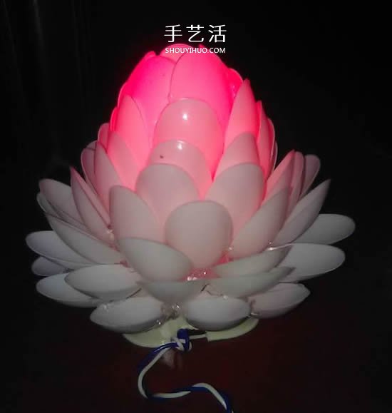 自制母親節(jié)禮物蓮花燈的方法 環(huán)保又美麗！ -  itrip.net.cn