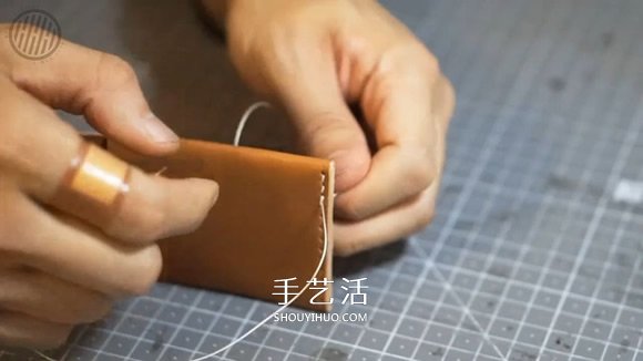 自制男士雙折皮革錢包的詳細(xì)制作步驟圖 -  itrip.net.cn