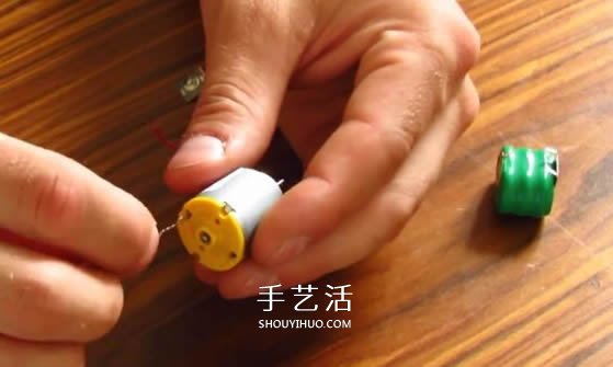 科技小制作：怎么制作能飛的馬達(dá)小飛機(jī)圖解 -  itrip.net.cn