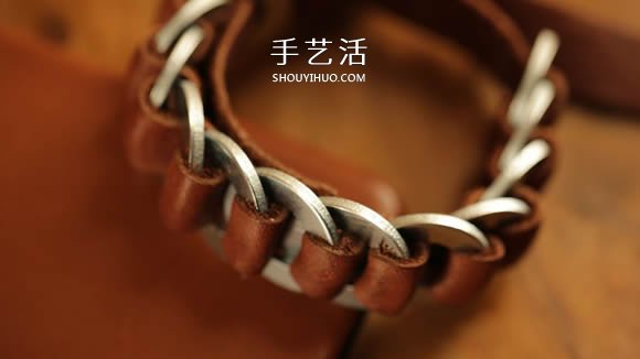 金屬墊圈DIY制作皮革手鐲 送男友的好禮物！ -  itrip.net.cn