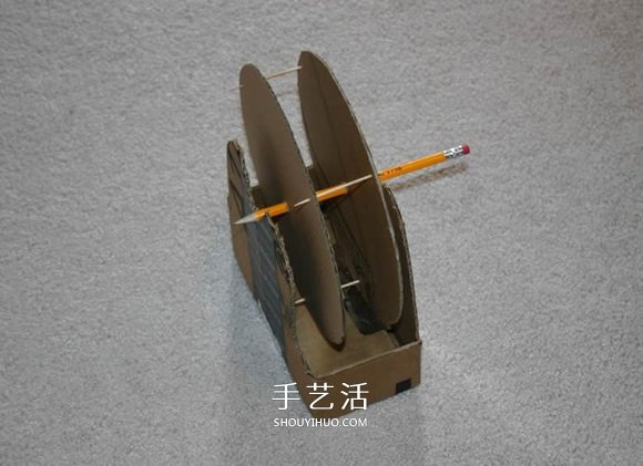 硬紙板手工制作摩天輪玩具的方法教程 -  itrip.net.cn