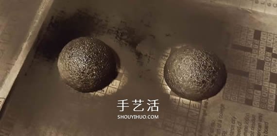 幼兒園簡(jiǎn)單萬(wàn)圣節(jié)蜘蛛的手工制作教程圖解 -  itrip.net.cn