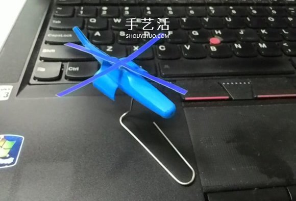 圓珠筆帽手工制作直升飛機(jī)模型的方法 -  itrip.net.cn