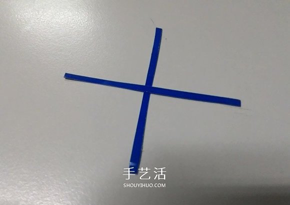 圓珠筆帽手工制作直升飛機(jī)模型的方法 -  itrip.net.cn