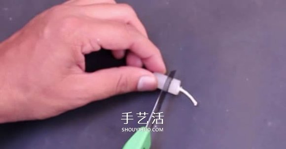 自制兩輪橡皮筋動力車玩具的制作方法圖解 -  itrip.net.cn