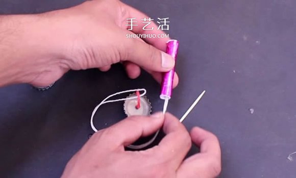 自制兩輪橡皮筋動力車玩具的制作方法圖解 -  itrip.net.cn