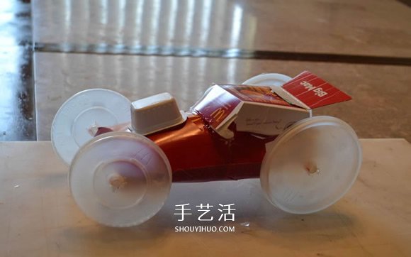 麥當勞包裝盒廢物利用 手工制作酷炫賽車模型 -  itrip.net.cn