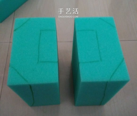 海綿手工制作綠巨人手套的方法 -  itrip.net.cn