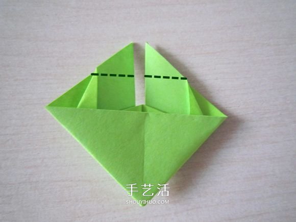 領(lǐng)帶愛心的折法圖解教程 -  itrip.net.cn