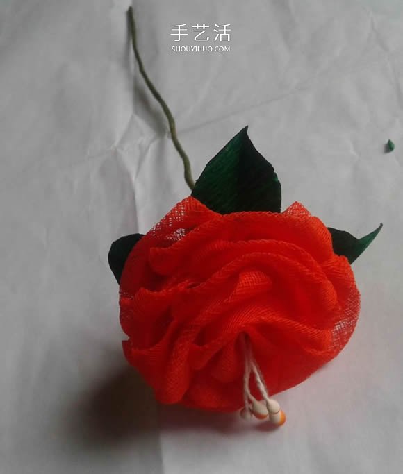 情人節(jié)紅玫瑰布花的制作方法教程 -  itrip.net.cn