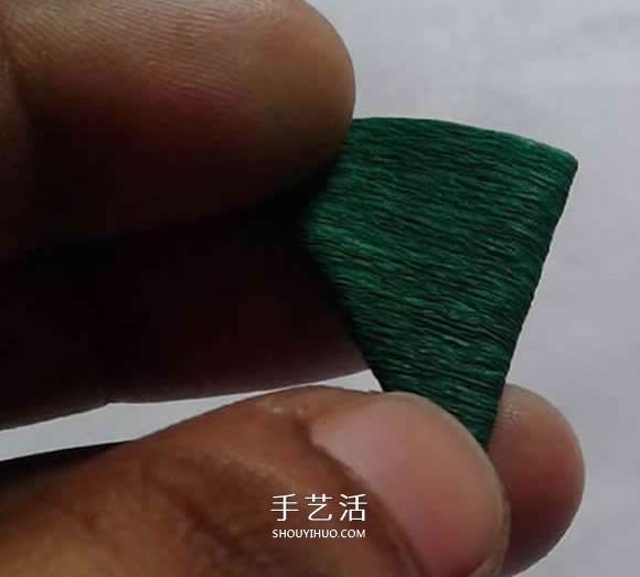 情人節(jié)紅玫瑰布花的制作方法教程 -  itrip.net.cn