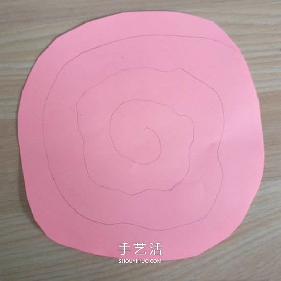簡(jiǎn)單又漂亮紙玫瑰花的做法圖解 -  itrip.net.cn