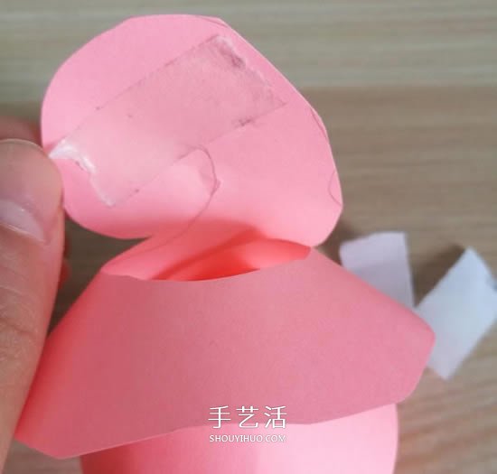 簡(jiǎn)單又漂亮紙玫瑰花的做法圖解 -  itrip.net.cn