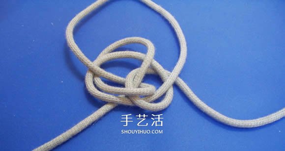 兩股繩水手結(jié)的打法圖解 -  itrip.net.cn