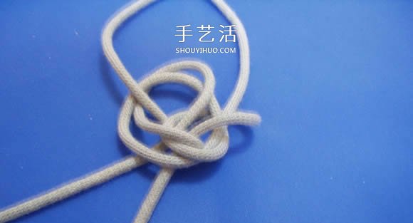 兩股繩水手結(jié)的打法圖解 -  itrip.net.cn