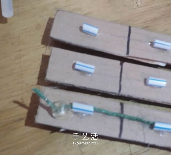 自制可以操控的紙板手的方法教程 -  itrip.net.cn