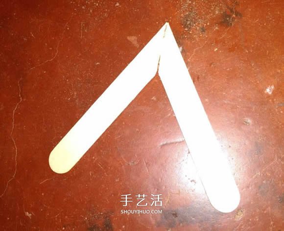 冰淇淋棒手工制作橡皮筋動(dòng)力車(chē)的教程 -  itrip.net.cn