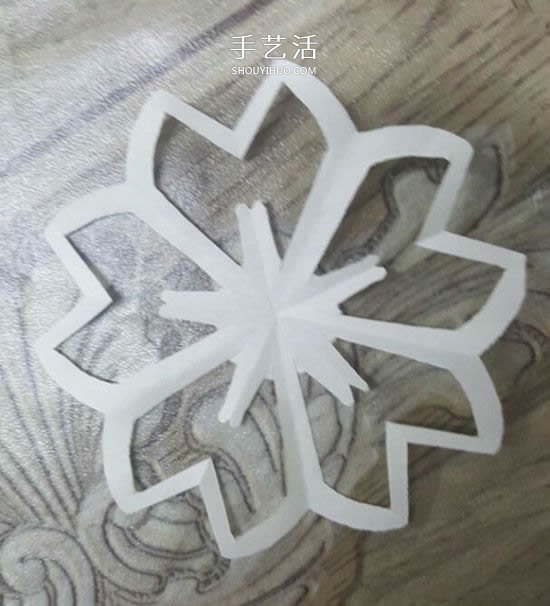 剪紙櫻花的折法和剪紙圖案 -  itrip.net.cn