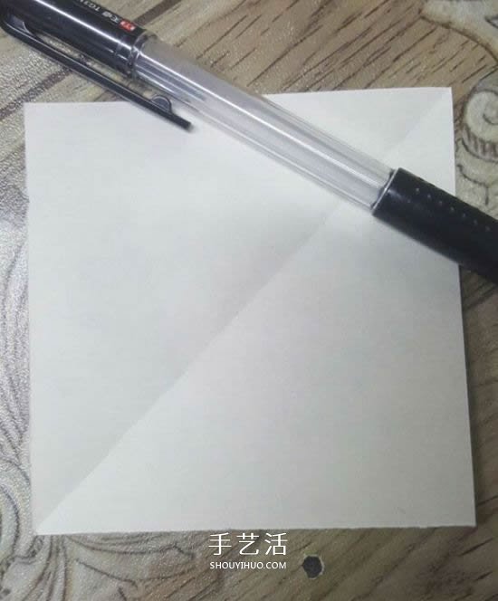 剪紙櫻花的折法和剪紙圖案 -  itrip.net.cn