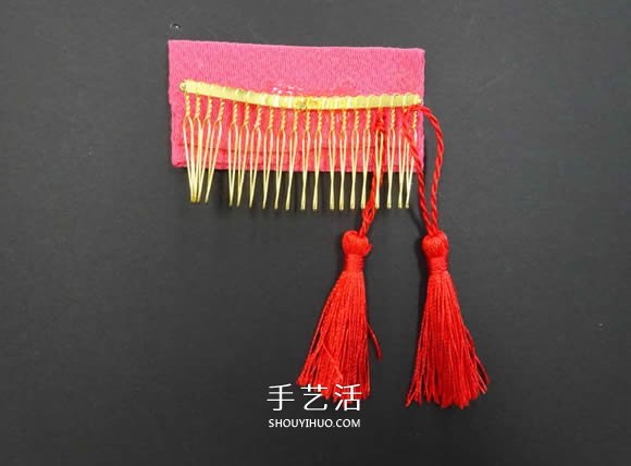 和風(fēng)花朵發(fā)梳的制作教程圖解 -  itrip.net.cn