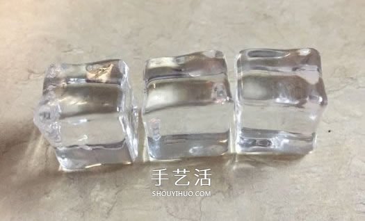 自制圣誕節(jié)冰塊雪人裝飾的制作方法 -  itrip.net.cn