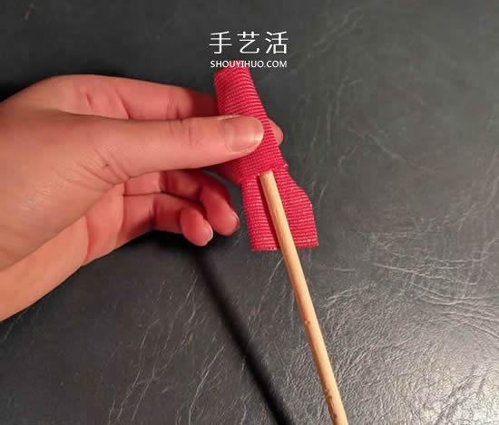 自制草莓束口袋的制作方法圖解 -  itrip.net.cn