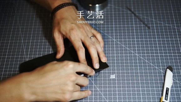 自制簡約風(fēng)格男士皮革名片盒的方法 -  itrip.net.cn