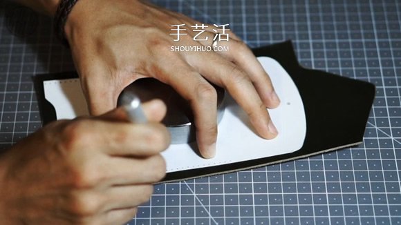 自制簡約風(fēng)格男士皮革名片盒的方法 -  itrip.net.cn