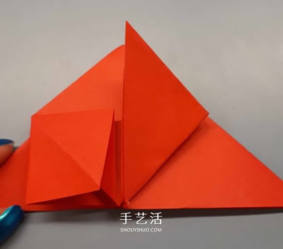 簡單卷心紙玫瑰的折紙方法圖解教程 -  itrip.net.cn