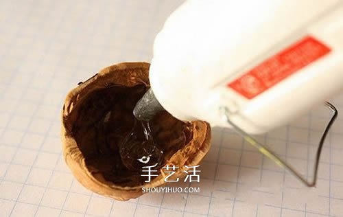 大核桃殼手工制作小帆船的方法教程 -  itrip.net.cn