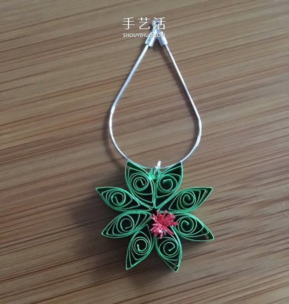 DIY圣誕節(jié)衍紙雪花裝飾的方法圖解 -  itrip.net.cn
