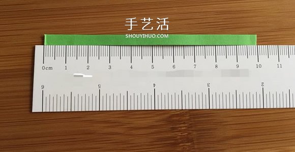 DIY圣誕節(jié)衍紙雪花裝飾的方法圖解 -  itrip.net.cn