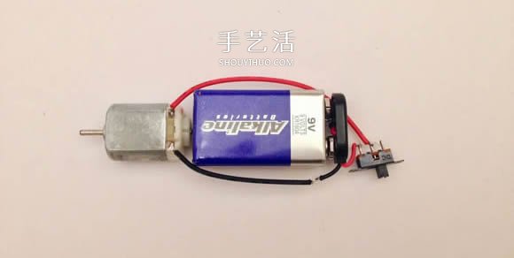 DIY電動(dòng)空中旋轉(zhuǎn)飛機(jī)玩具的方法 -  itrip.net.cn