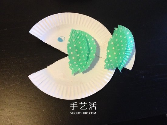 紙盤和蛋糕紙手工制作小魚的做法 -  itrip.net.cn