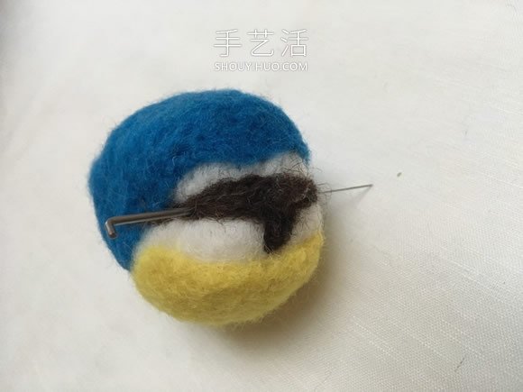 春天的使者！漂亮羊毛氈藍(lán)山雀的制作教程 -  itrip.net.cn