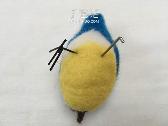春天的使者！漂亮羊毛氈藍(lán)山雀的制作教程 -  itrip.net.cn