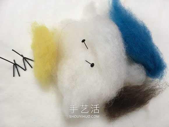 春天的使者！漂亮羊毛氈藍(lán)山雀的制作教程 -  itrip.net.cn