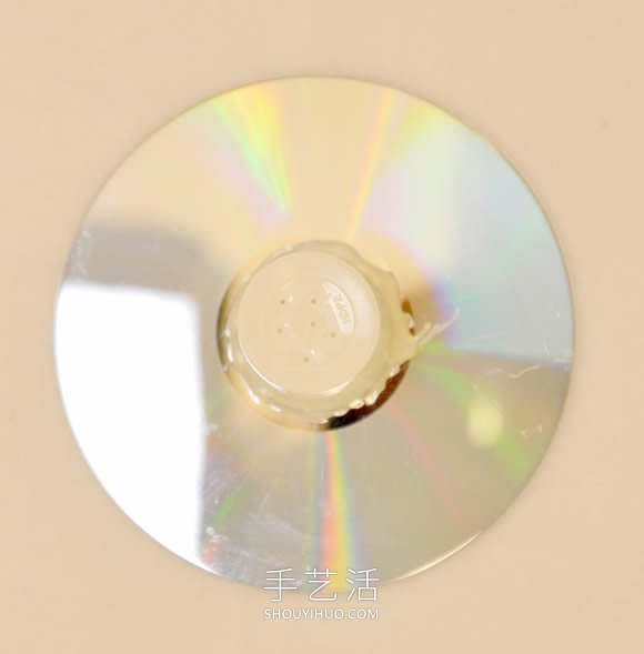 有趣的物理小制作：用舊光盤制作氣球氣墊船 -  itrip.net.cn