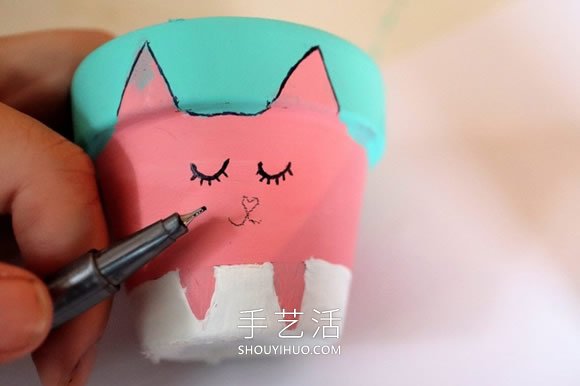 多肉花盆卡通畫！簡單手繪改造出超萌款 -  itrip.net.cn