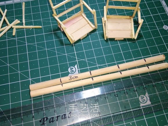 迷你才可愛(ài)！用雪糕棍和火柴棍制作桌椅視頻 -  itrip.net.cn